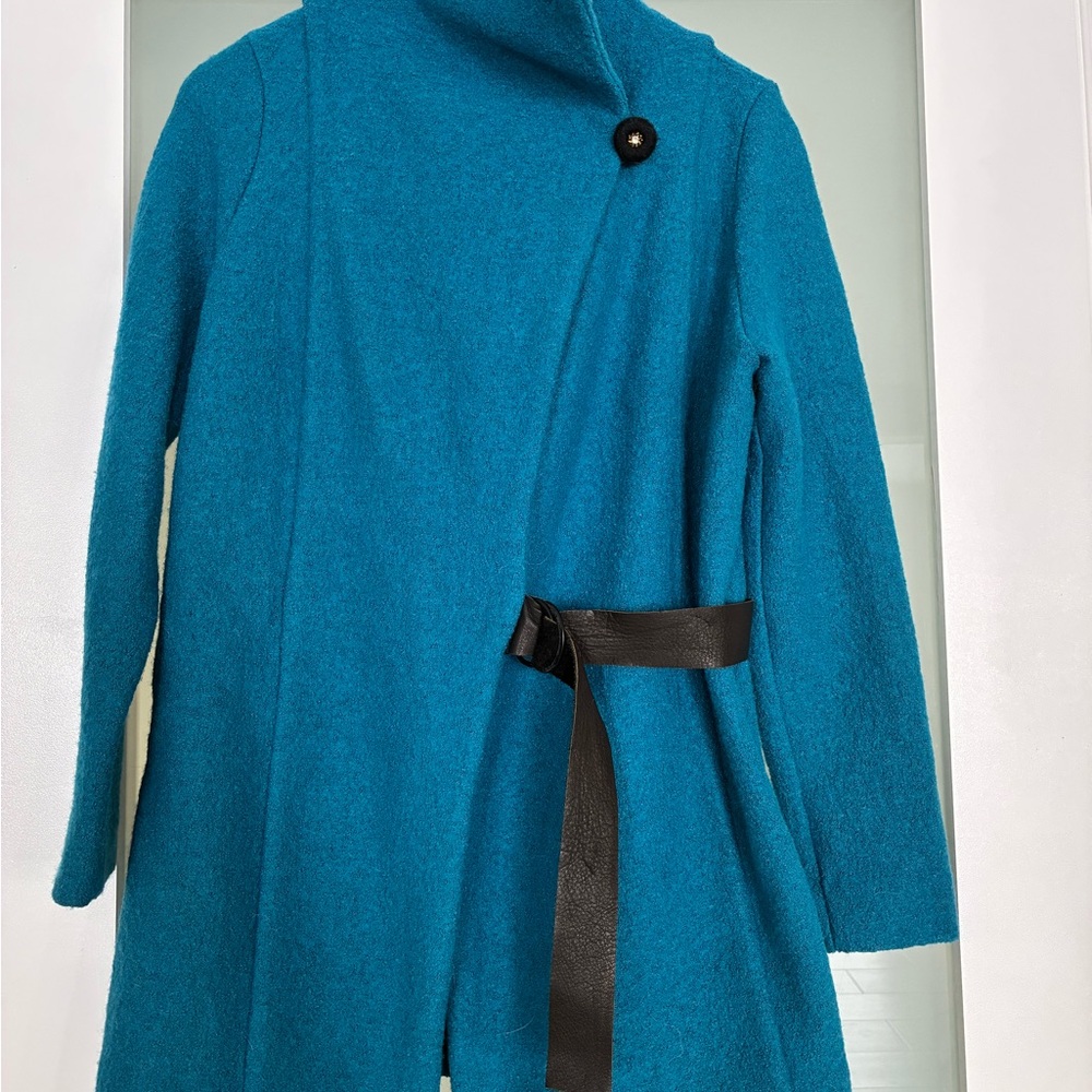 Stylish Teal Coat with Black Accents